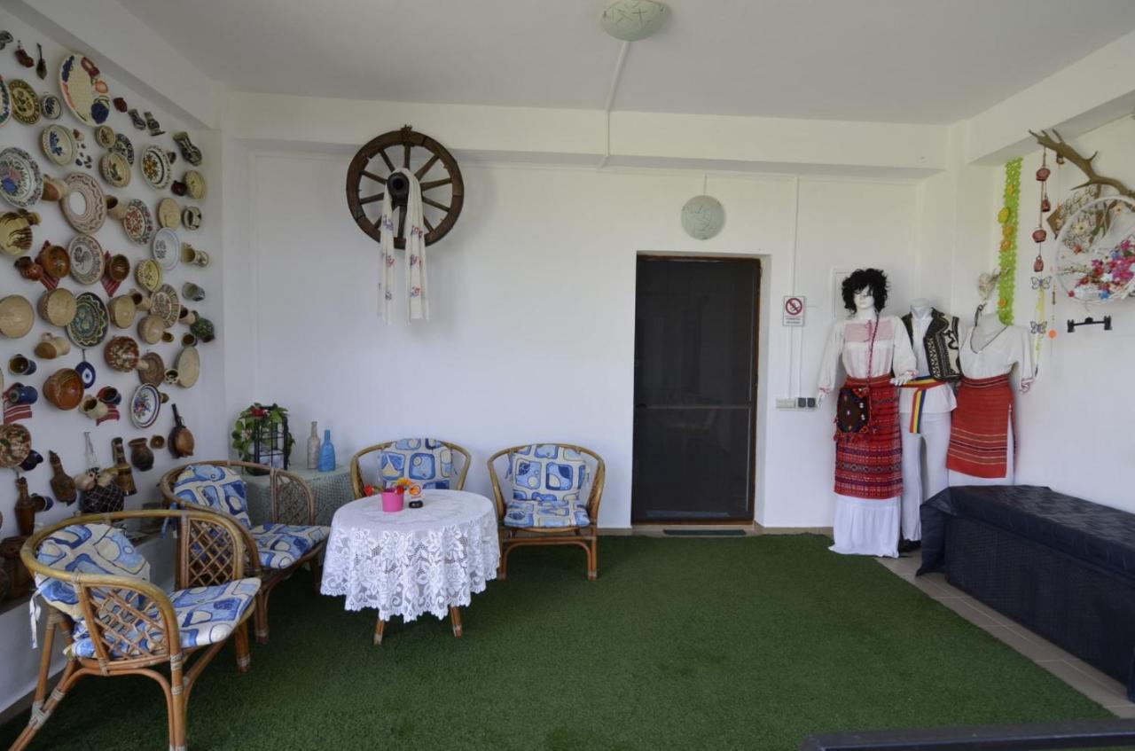 Vila Calypso Apartment Костинещи Екстериор снимка