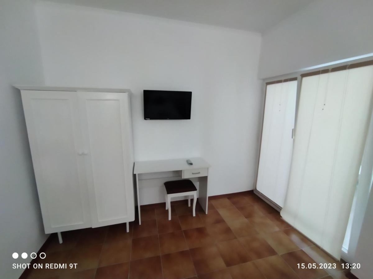 Vila Calypso Apartment Костинещи Екстериор снимка