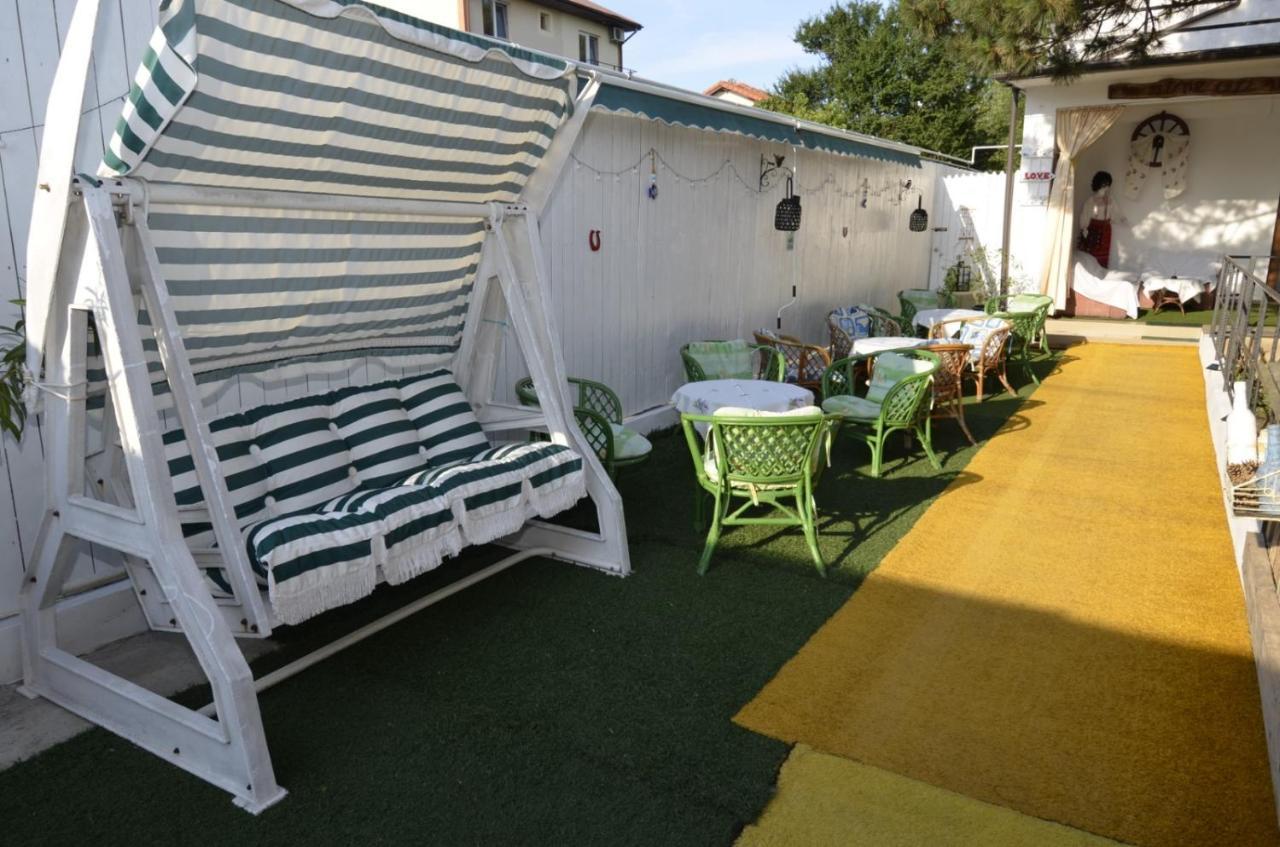Vila Calypso Apartment Костинещи Екстериор снимка